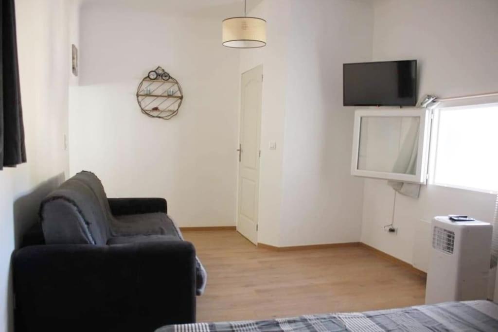 Au Coeur De Saint Chamas Apartment ภายนอก รูปภาพ