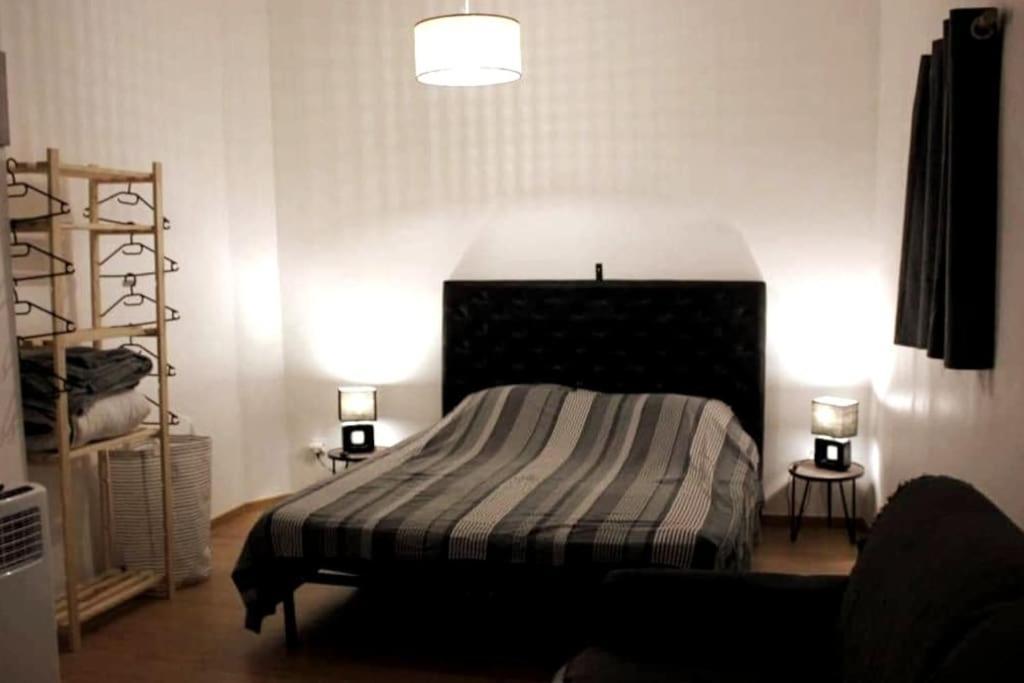 Au Coeur De Saint Chamas Apartment ภายนอก รูปภาพ
